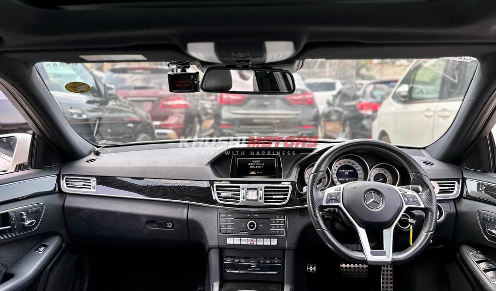 2015 Mercedes-Benz E-Class E250 image-13