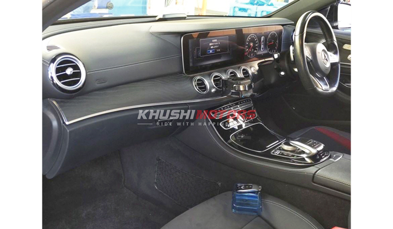 2017 Mercedes-Benz E-Class E220D image-4