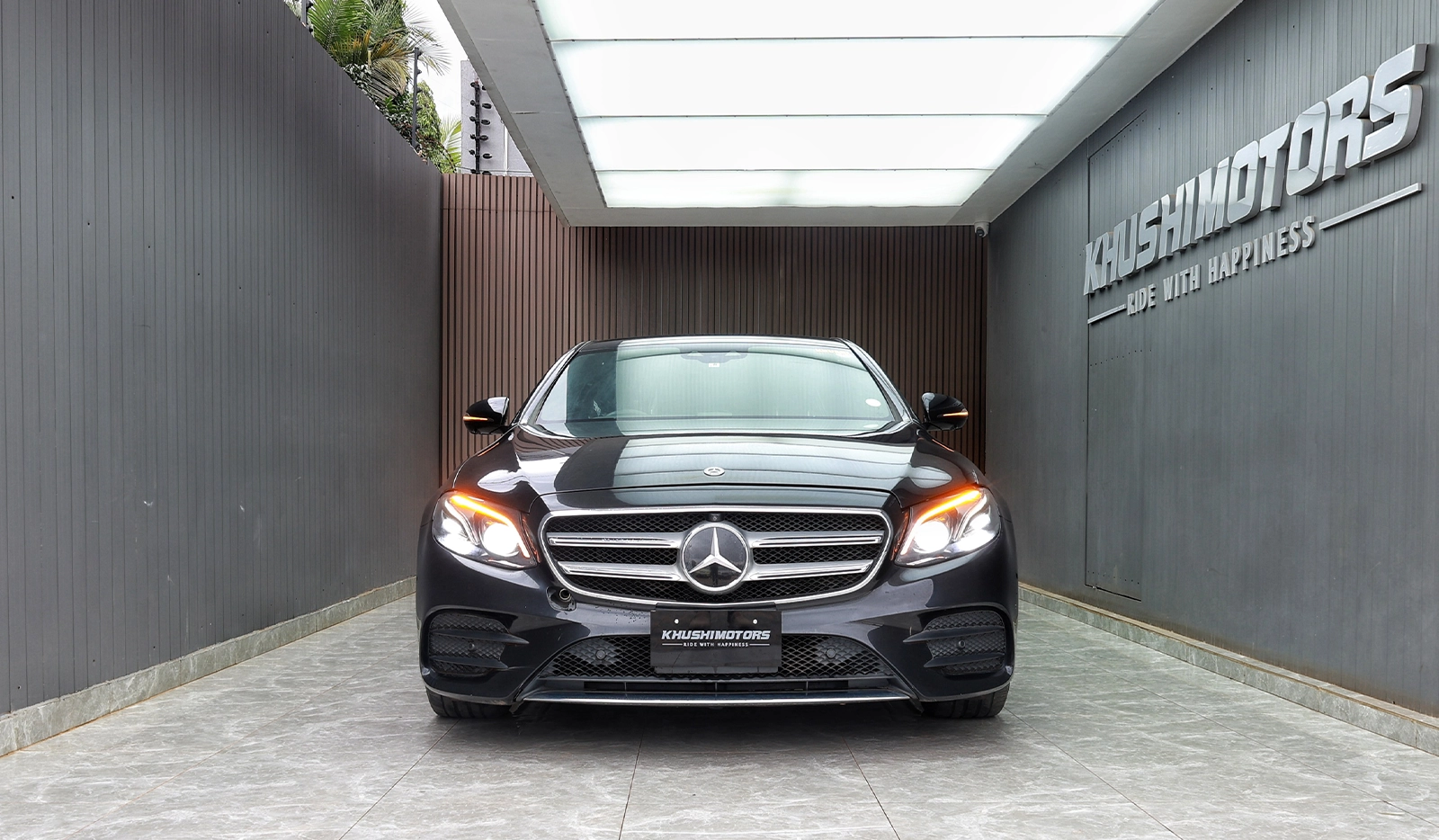 2017 Mercedes-Benz E-Class E220D image-22