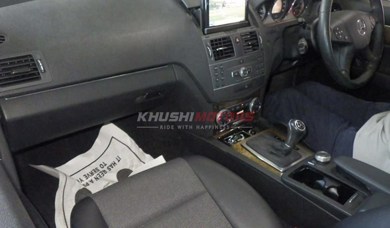 2010 Mercedes-Benz C-Class C200 image-12