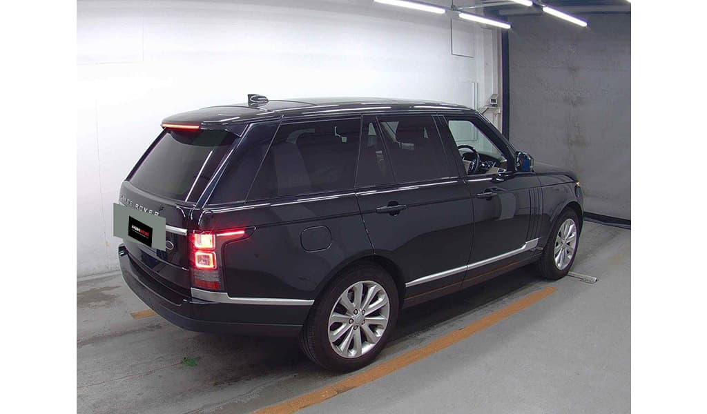 2017 Land Rover Range Rover Vogue image-5