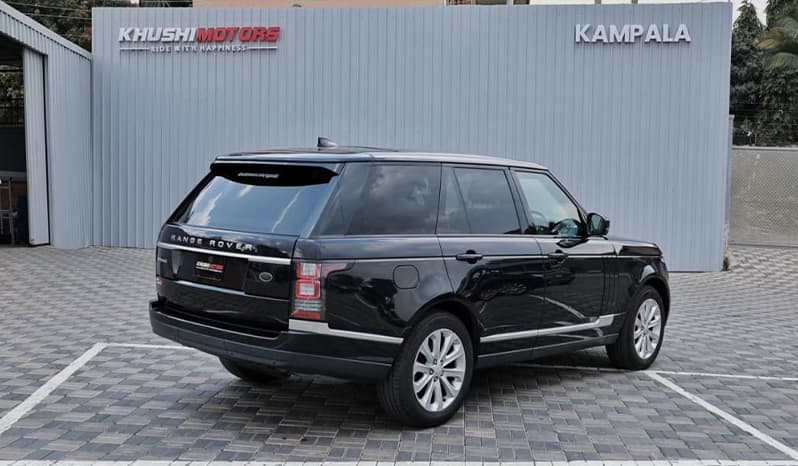 2017 Land Rover Range Rover Vogue image-12