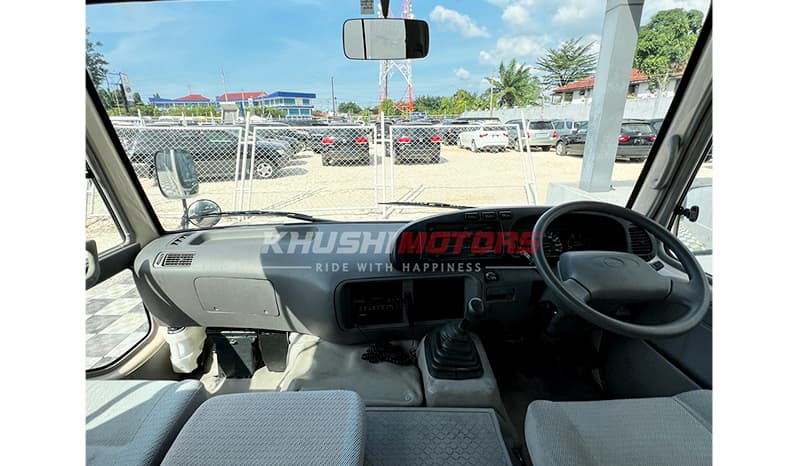 1996 Toyota Coaster image-12