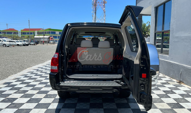 2005 Mitsubishi Pajero image-7
