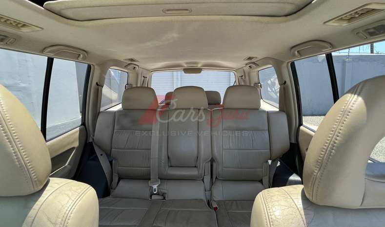 2005 Mitsubishi Pajero image-9