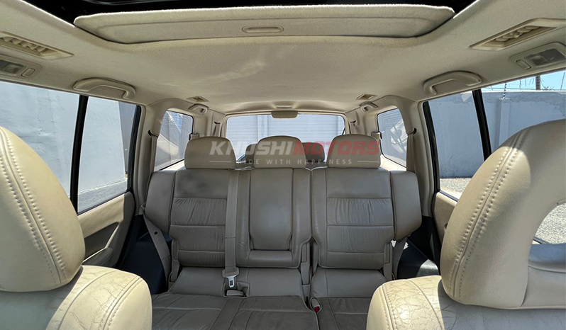 2005 Mitsubishi Pajero image-18