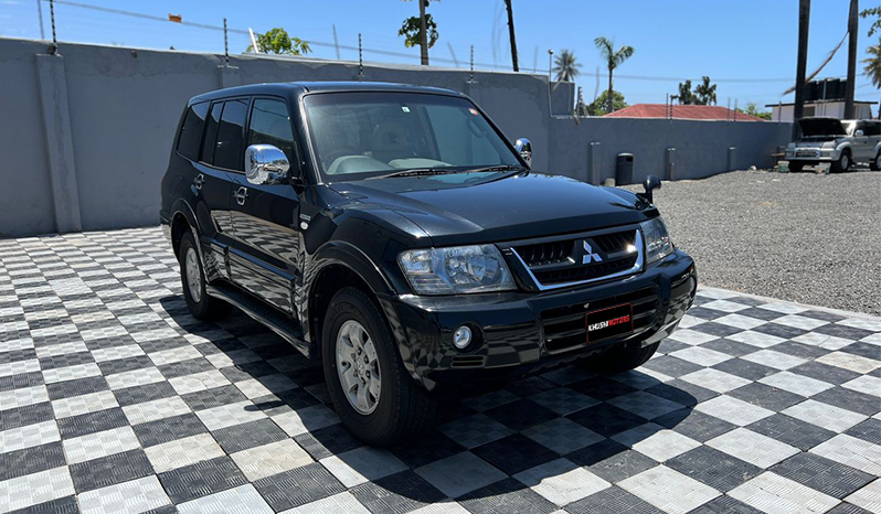 2005 Mitsubishi Pajero image-23