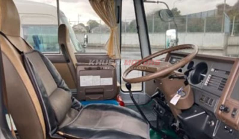 1993 Nissan Civilian Bus image-6