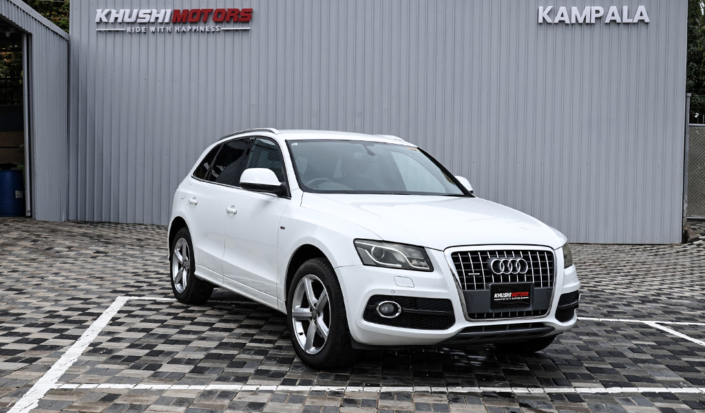 2012 Audi Q5 S Line TFSI Quatro image-1