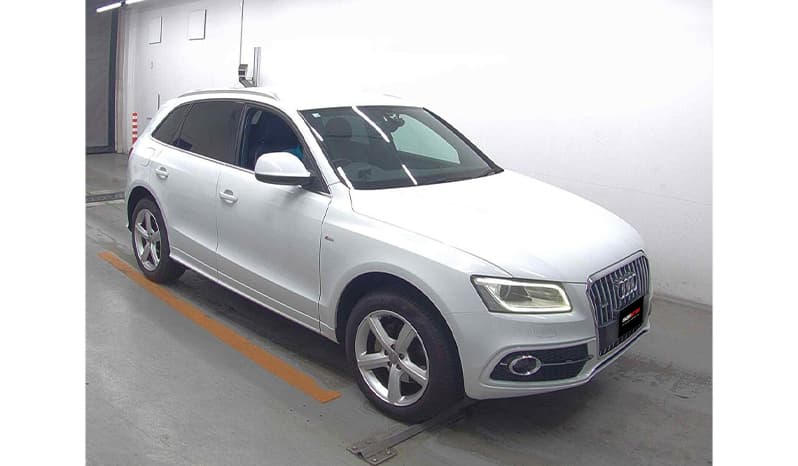 2012 Audi Q5 S Line 2.0 TFSI Quatro image-2