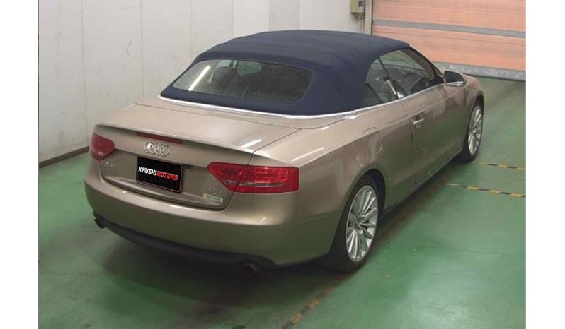 2011 Audi A5 2.0 TFSI Quatro image-2