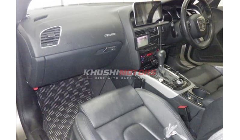 2011 Audi A5 2.0 TFSI Quatro image-6