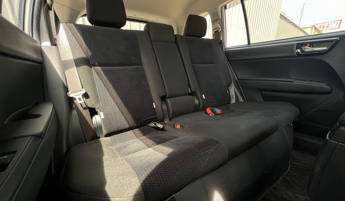 2018 Toyota Corolla Fielder Hybrid image-4