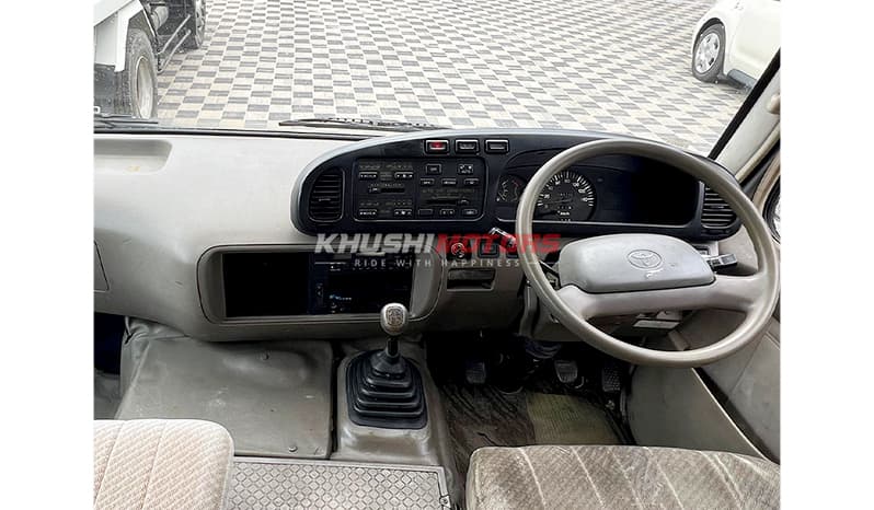 1994 Toyota Coaster image-13