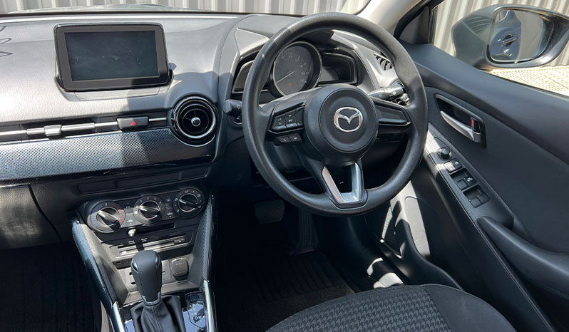 2018 Mazda Demio image-7