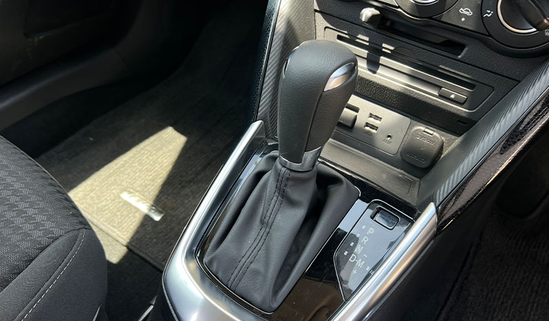 2018 Mazda Demio image-9