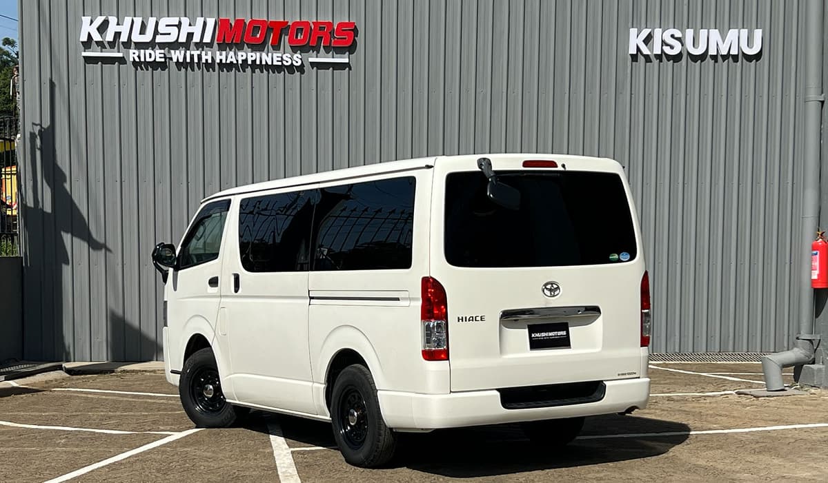 2018 Toyota Hiace DX GL image-10