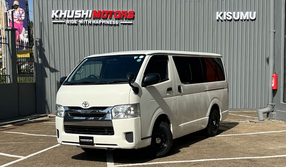 2018 Toyota Hiace DX GL image-11