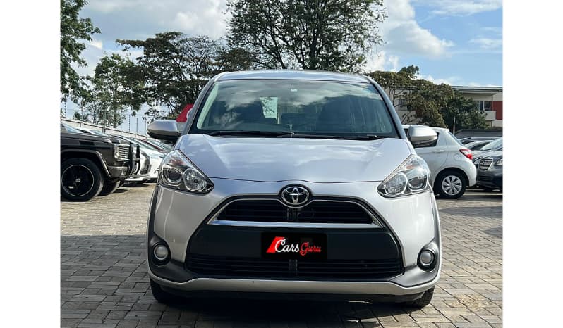 2016 Toyota Sienta XV-Package image-2