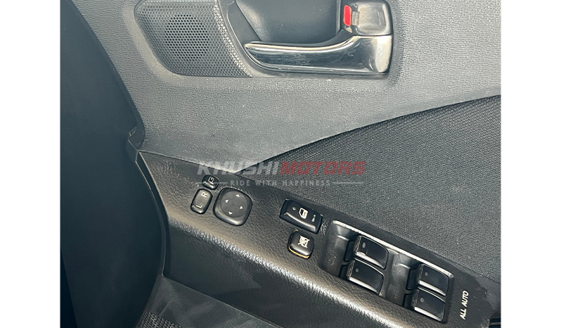2017 Toyota Isis Platana image-15