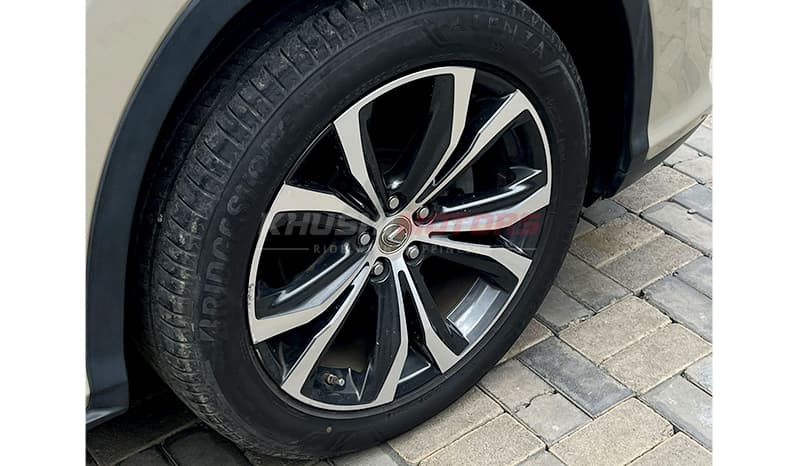 2016 Lexus RX RX200T image-19