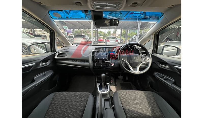 2016 Honda Fit GL Package image-8