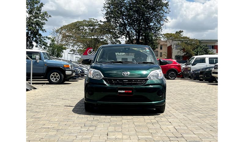 2016 Toyota Passo XS image-1
