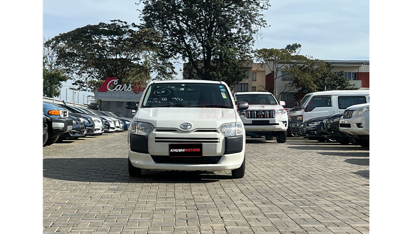 2016 Toyota Probox DX Comfort image-1
