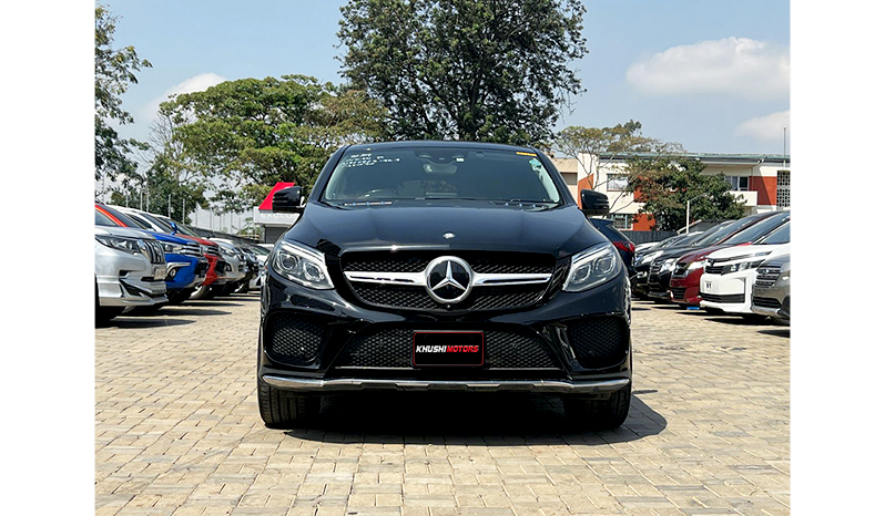 2016 Mercedes-Benz GLE-Class GLE350d image-1