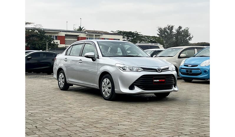 2016 Toyota Axio X image-2