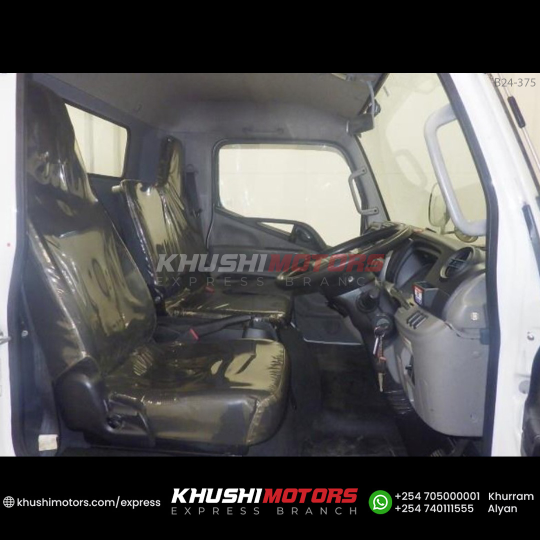 2016 Toyota Hiace GL Package DX image-4