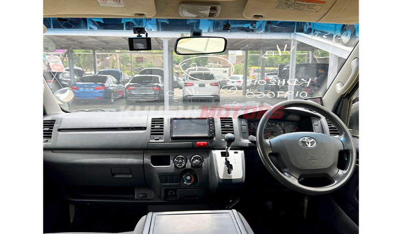 2016 Toyota Hiace GL Package DX image-15