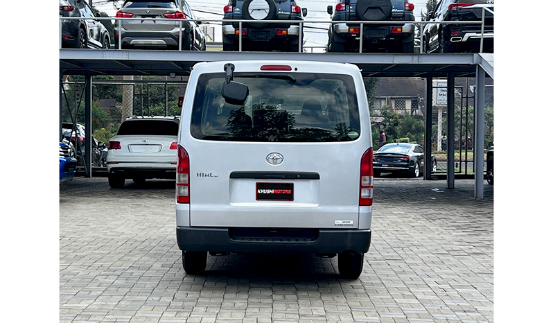 2016 Toyota Hiace DX image-2