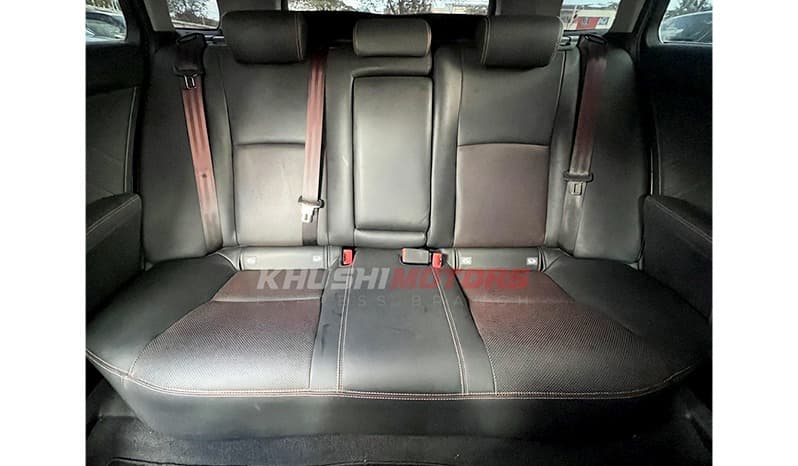 2017 Toyota Avensis Li image-5