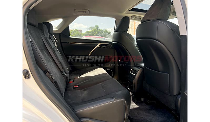 2016 Lexus RX RX200T image-9