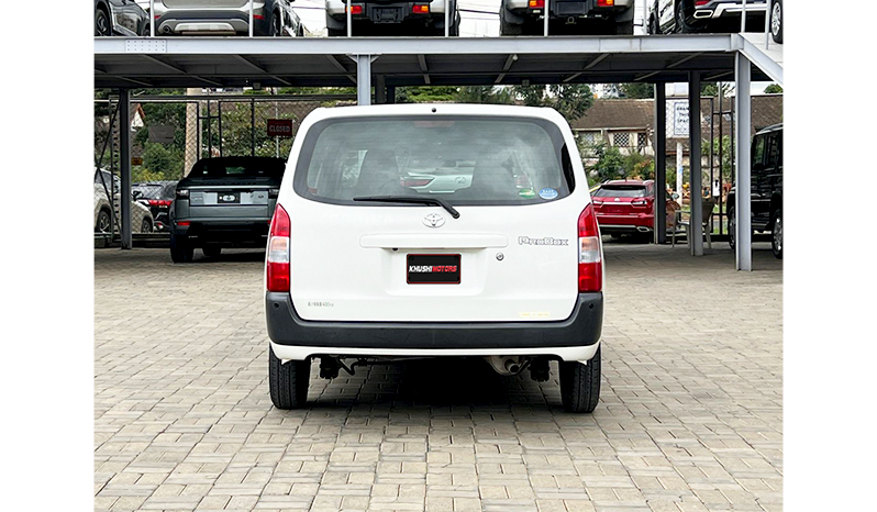 2017 Toyota Probox GL image-6