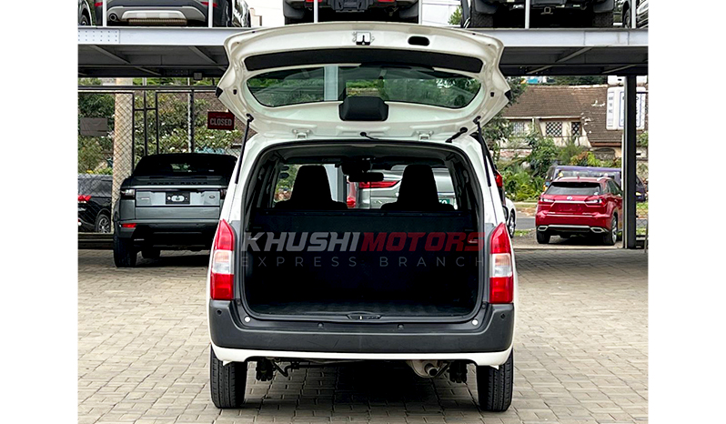 2017 Toyota Probox GL image-8