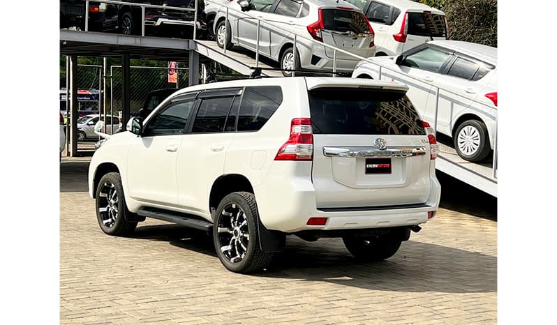 2017 Toyota Land Cruiser Prado TX-L Package image-3