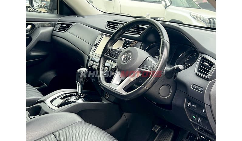 2017 Nissan Xtrail 20X image-9