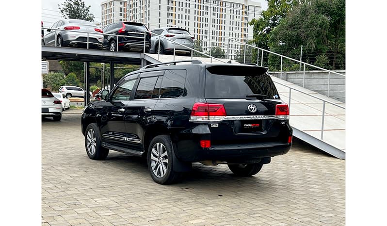 2017 Toyota Land Cruiser 200 ZX image-6