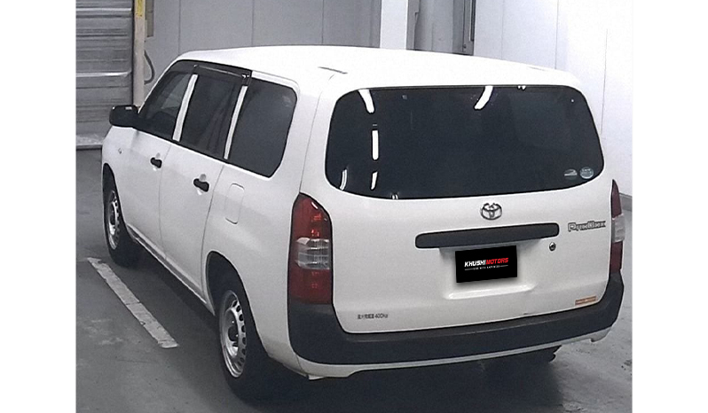 2018 Toyota Probox image-2
