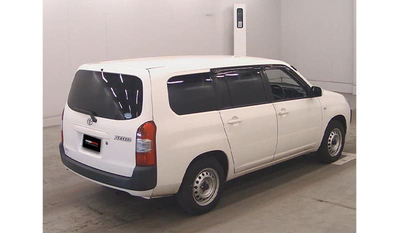 2019 Toyota Succeed image-4