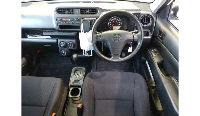 2019 Toyota Succeed image-5