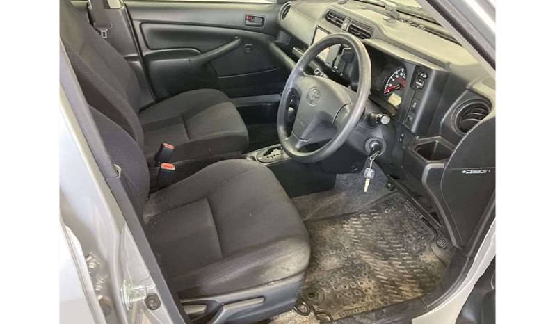 2019 Toyota Succeed image-5