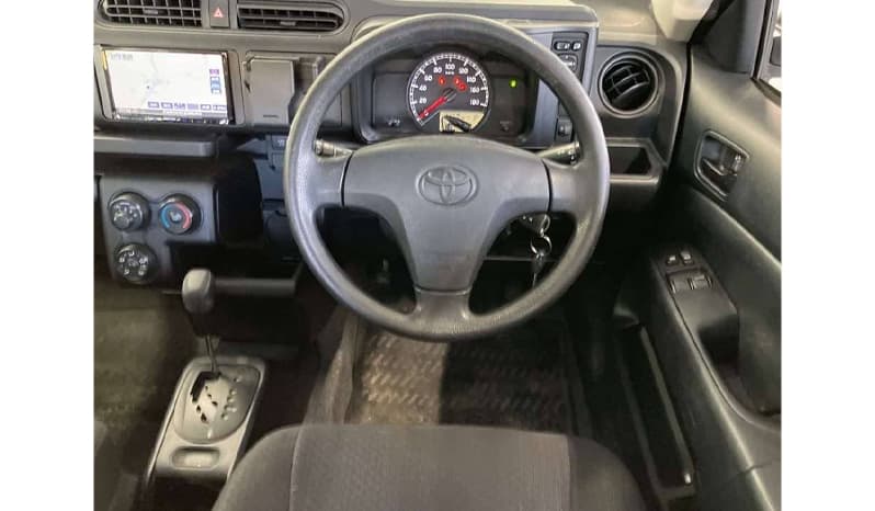 2019 Toyota Succeed image-6