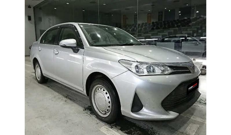 2018 Toyota Corolla Axio image-1