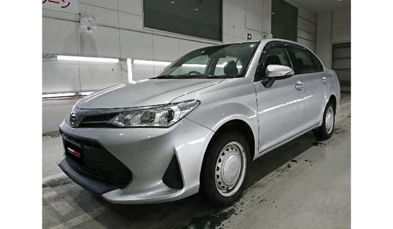2018 Toyota Corolla Axio image-2