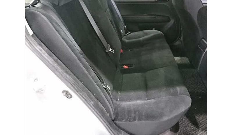 2018 Toyota Corolla Axio image-5