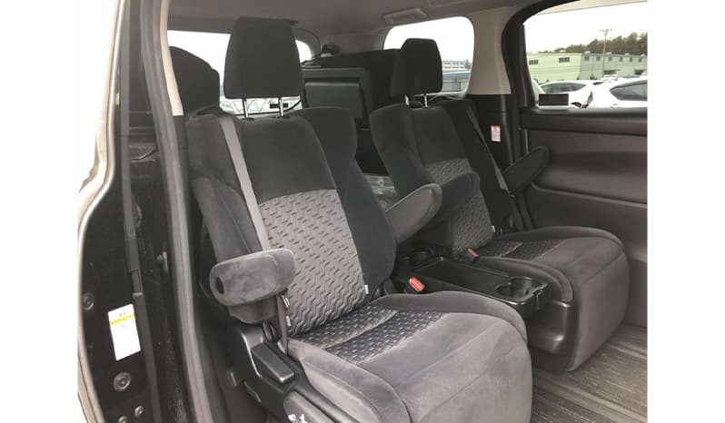 2018 Toyota Alphard image-8