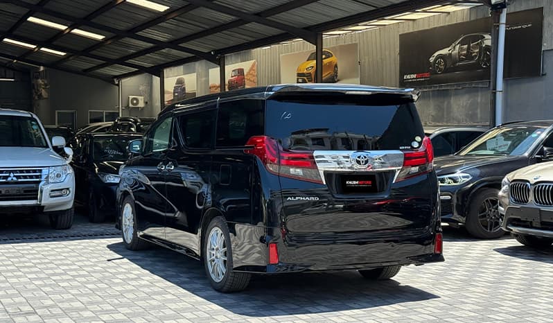 2018 Toyota Alphard image-12